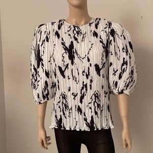 GEORGE F. COUTURE / PLEATED TOP / VINTAGE FROM THE 80's / SIZE 10